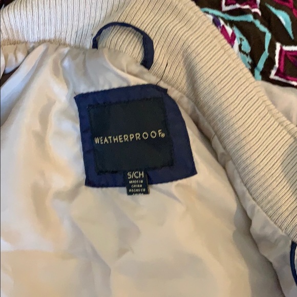 Weatherproof jacket - Picture 6 of 6